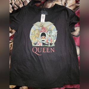 Women's Queen band tee from Torrid